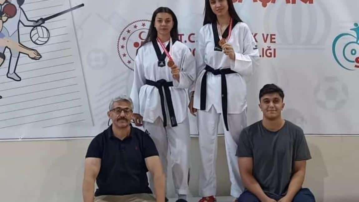 Develi Lisesi öğrencimizin taekwondo başarısı tebrikler   